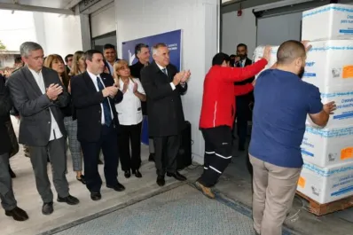 Llegaron a Tucumán 45.000 dosis más para inmunizar al personal esencial contra el dengue