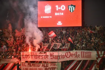 10 historias que se desarrollaron en el partido entre San Martín de Tucumán y el Santo sanjuanino