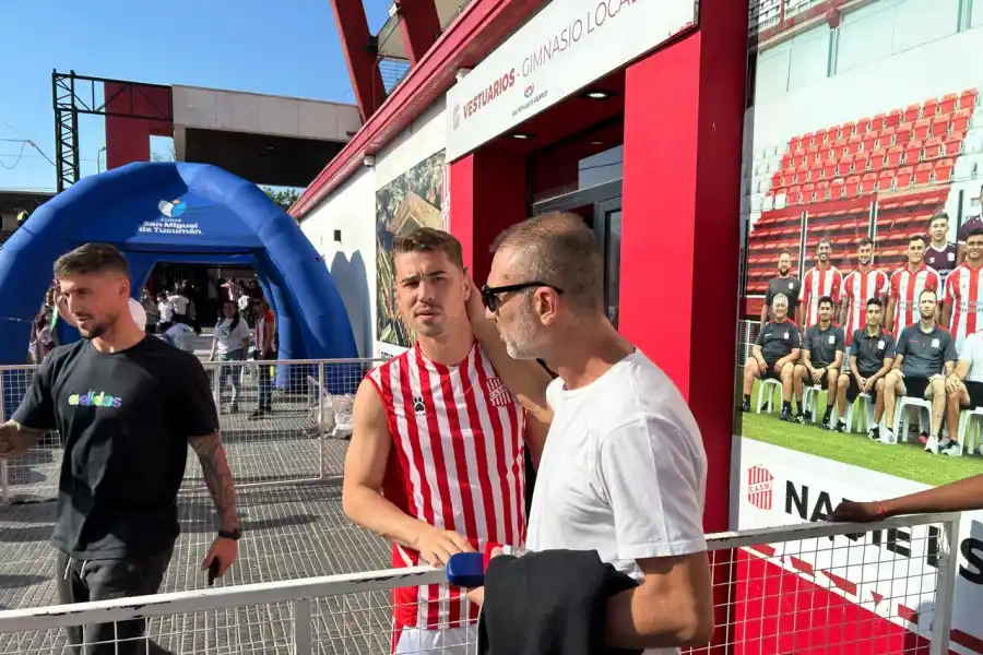 10 historias que se desarrollaron en el partido entre San Martín de Tucumán y el Santo sanjuanino