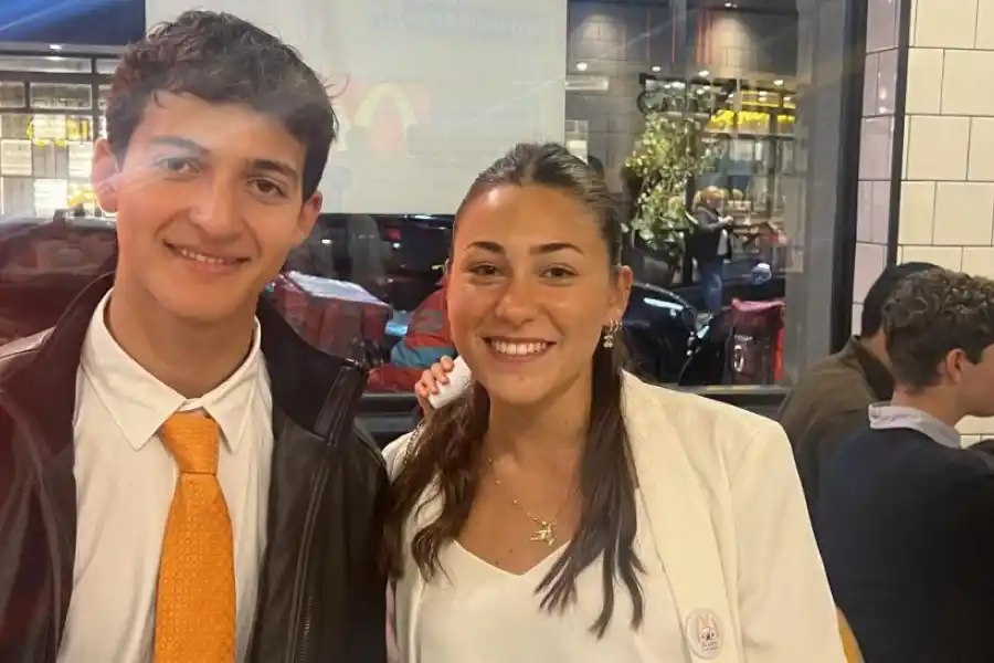 LA JUVENTUD ES EL MOTOR. Baltazar Herrera y Lulú Guettas participaron de la velada festiva.