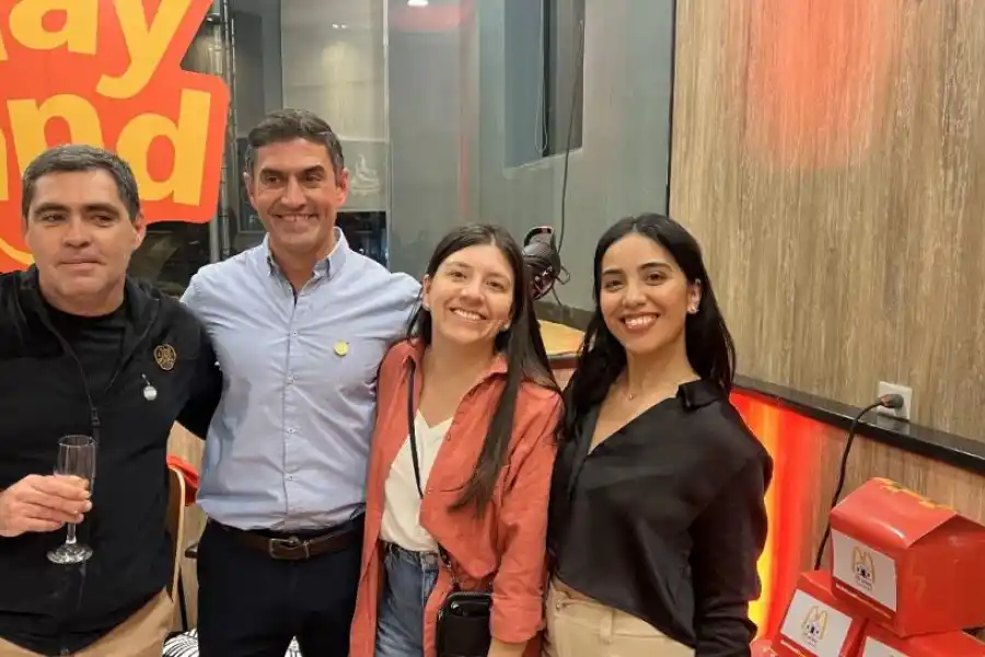 APOSTAR POR EL FUTURO. Rodrigo Monteros, Federico Castellote, Marianella Martínez y Érika Costilla compartieron anécdotas y recuerdos de sus pasos por la marca emblema de la comida rápida.