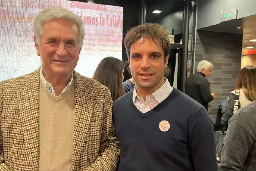 DOS GENERACIONES Y UN PRENDEDOR. Raúl Paz y Nicolás Guyot.