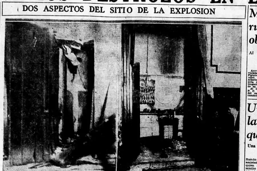 DESTROZOS. La zona de los baños y sus puertas quedaron destruidas como se ve en la imagen. No hubo heridos de consideración.