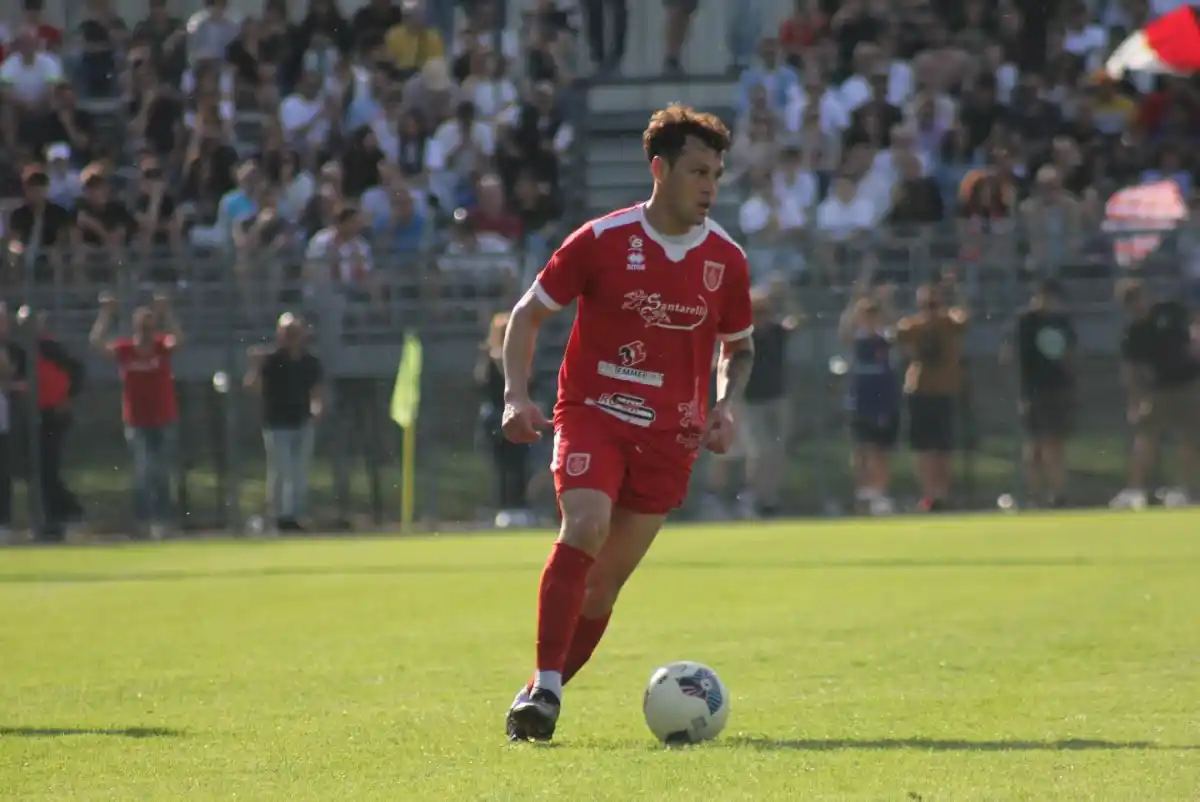 SU ÚLTIMO CLUB. Lucas Chacana disputó la quinta categoría del fútbol italiano.