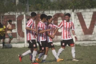 San Martín goleó y se mantiene como líder en la Liga Tucumana