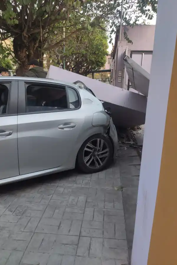 Siniestro en  General Paz al 1700. 