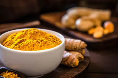 +Jugo de zanahoria y cúrcuma: un elixir natural para tu corazón y bienestar