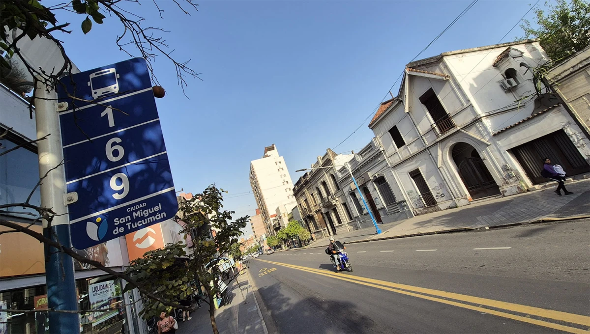 CALUROSO. El pronóstico anticipa temperatura veraniegas para los próximos días en Tucumán. 