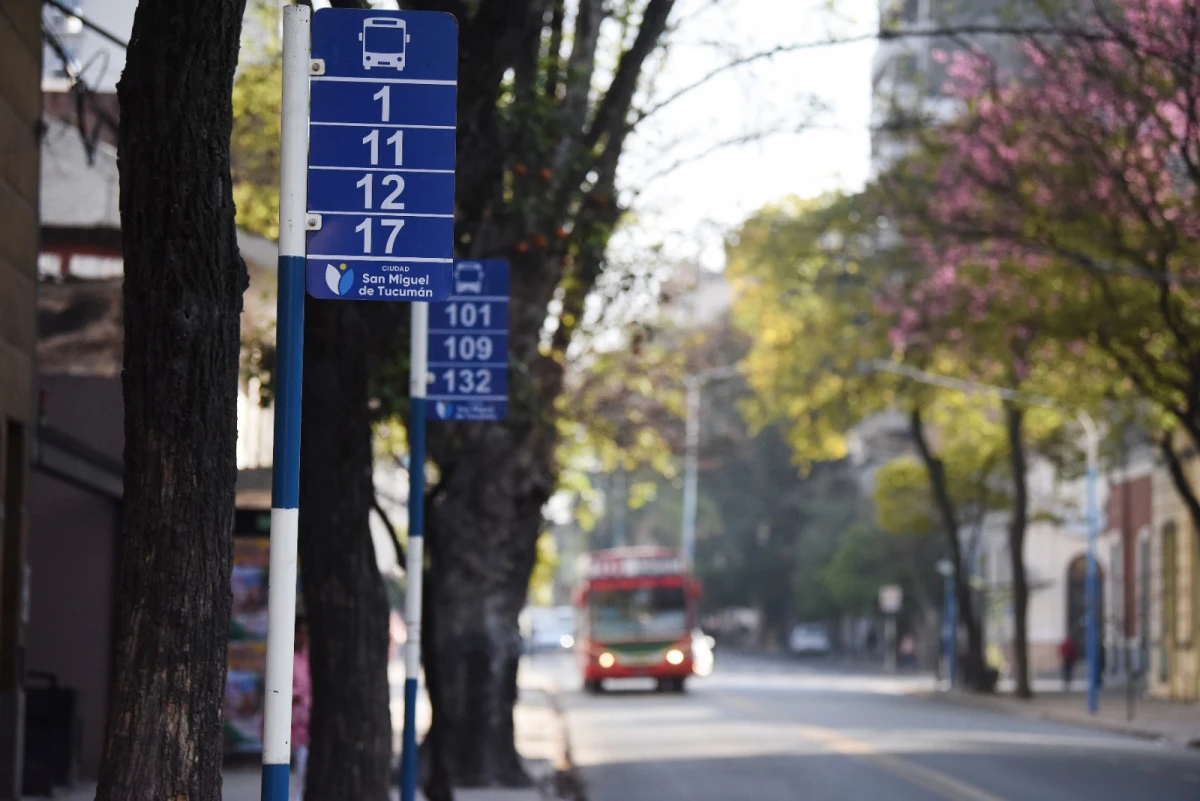 Se levantó el paro de UTA, pero el conflicto del transporte permanece con final abierto en Tucumán