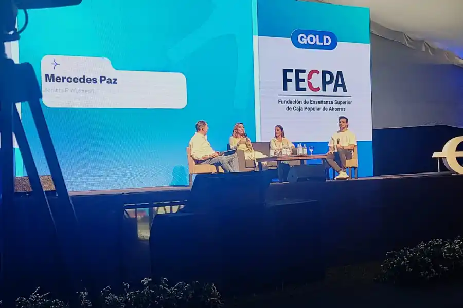 Endeavor NOA. Mercedes Paz, Gisela Dulko y Nicolás Sánchez participaron del panel “Mentalidad Ganadora: Secretos de Deportistas para el Éxito Emprendedor”,