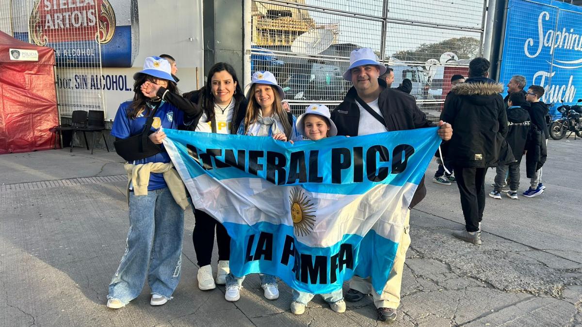 No importó que Messi estuviera ausente: los fanáticos llegaron impulsados por el amor a Di María