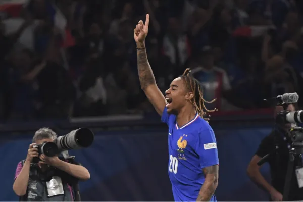 Video: el veloz gol de Francia para vencer a Italia en la UEFA Nations League