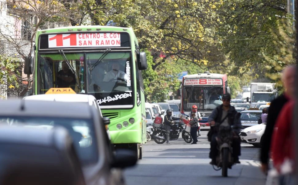 Crisis del transporte público: el pliego de la línea 11 llegó al Concejo Deliberante