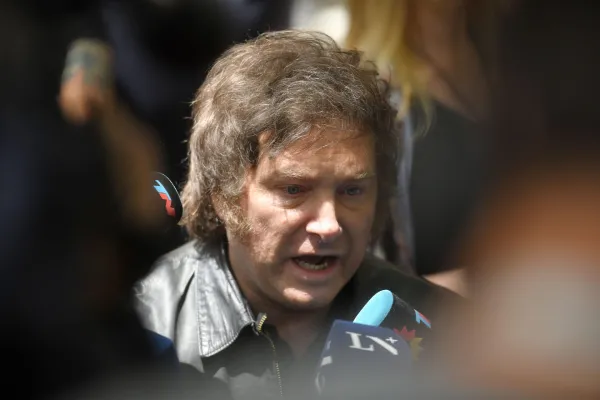 Milei, el Gordo Dan y la escalada populista para someter a la prensa