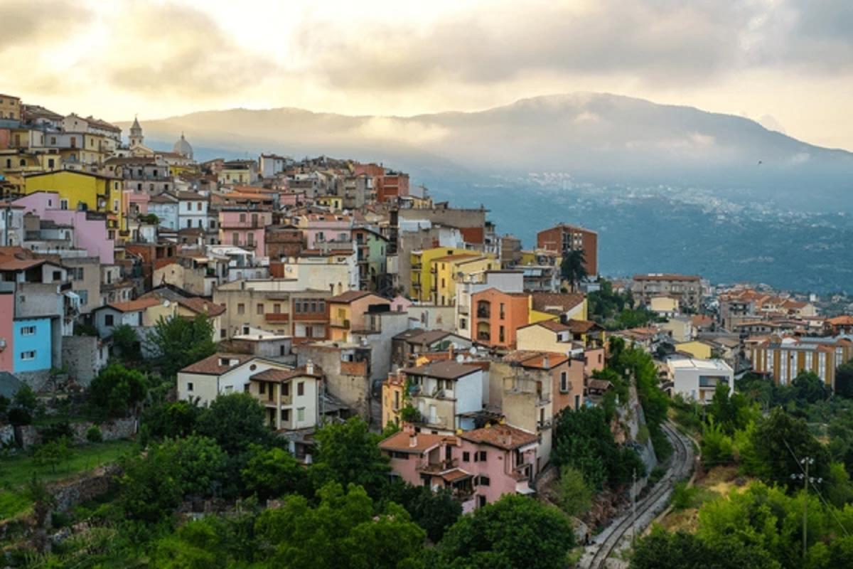 El secreto de los lugares donde sus habitantes viven más de 100 años