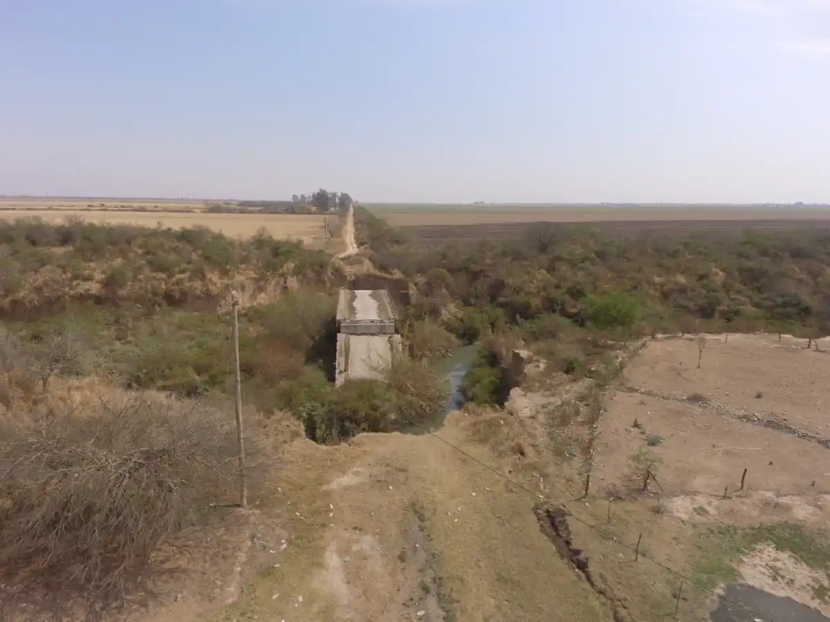Puente en la zona de Estación Aráoz, en Leales. PRENSA APRONOR