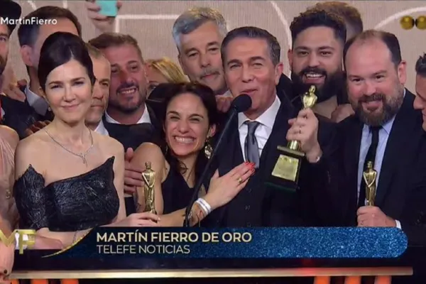 Telefé Noticias se llevó el Martín Fierro de Oro en una noche que clamó por el regreso de la ficción a la TV