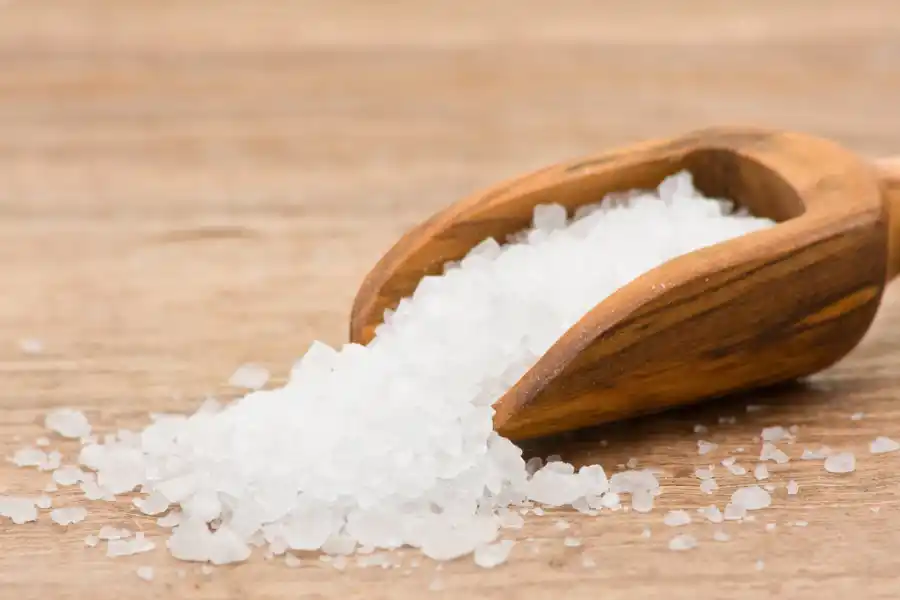Los beneficios de la ingesta de sal marina.