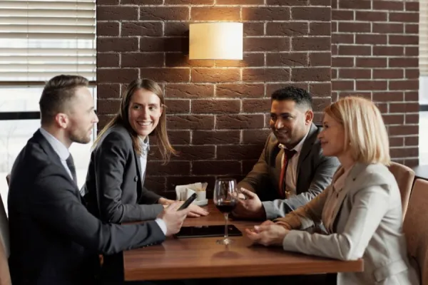Los motivos que hacen que el trabajo presencial beneficie el desarrollo personal
