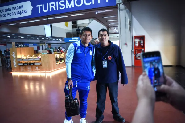 Atlético Tucumán viajó con la ilusión intacta para enfrentar a River