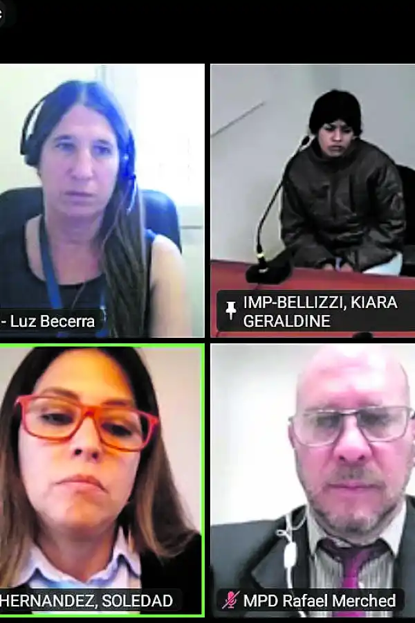 AUDIENCIA. La imputada, Kiara Geraldine Bellizzi, prefirió no declarar por recomendación de su abogado.