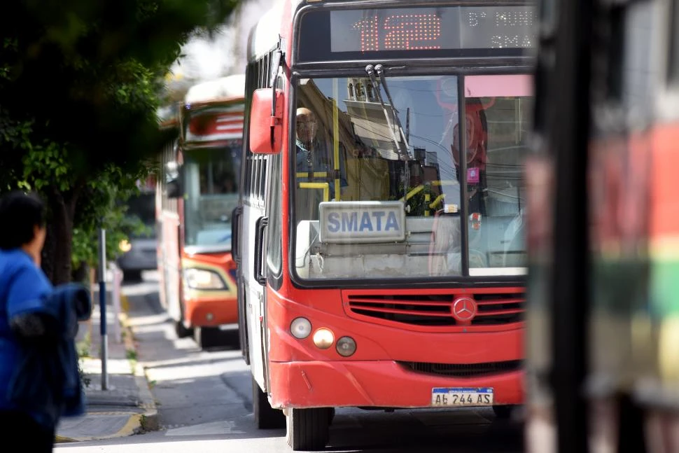 SERVICIOS. La intendente Rossana Chahla sigue en contacto con los propietarios de las empresas de colectivos, mientras suma la App Tucubondi.