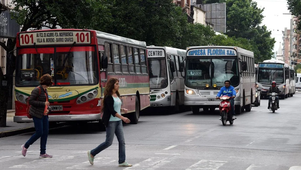 PARA USUARIOS DEL INTERIOR. Servicio de transporte metropolitano e interurbano. Foto de ARCHIVO LA GACETA 