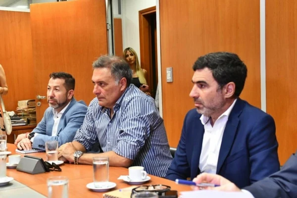 Legisladores opositores reclaman mayor apertura por los fondos públicos