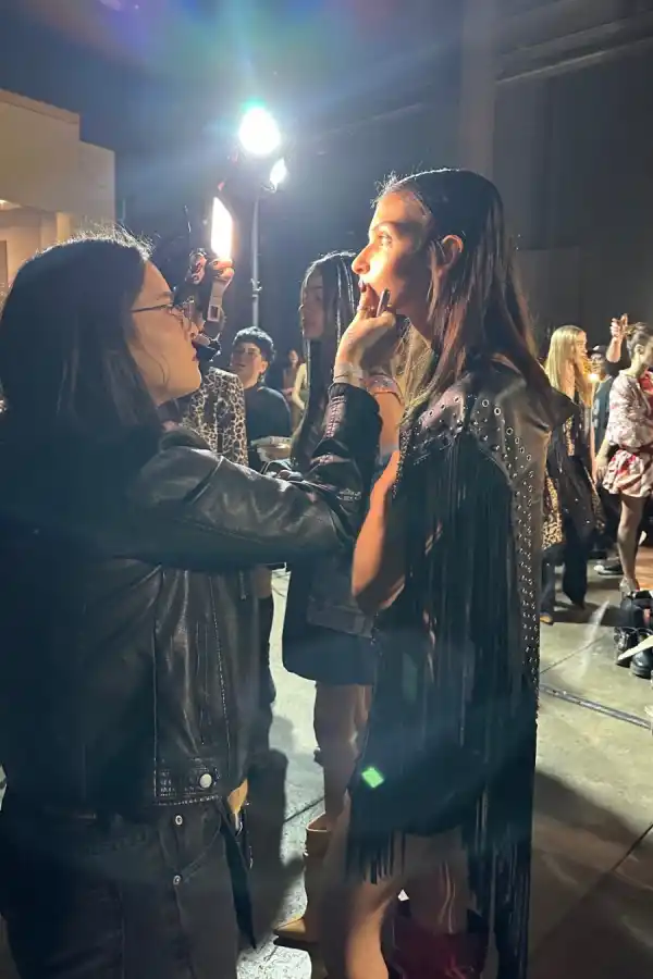 El BAFWeek SS 25 concluyó con un impresionante desfile de Kosiuko