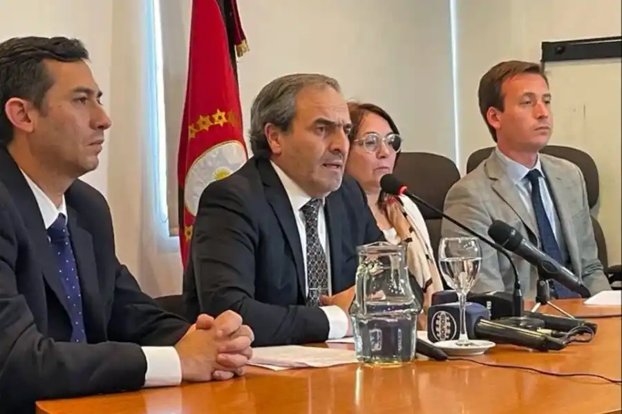 El ataque contra el ministro de la Defensa derivó en un “quiosco” de venta de droga