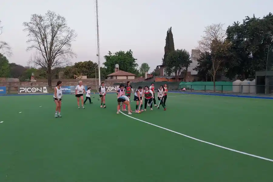 Luciérnagas: el nuevo brillo del hockey adaptado