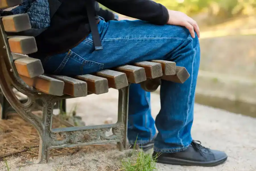 Mover la spiernas funciona como una pequeña rutina de ejercicio.