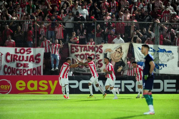 Volea, gol y a mirar a todos desde arriba: San Martín de Tucumán dio un paso importante hacia la final