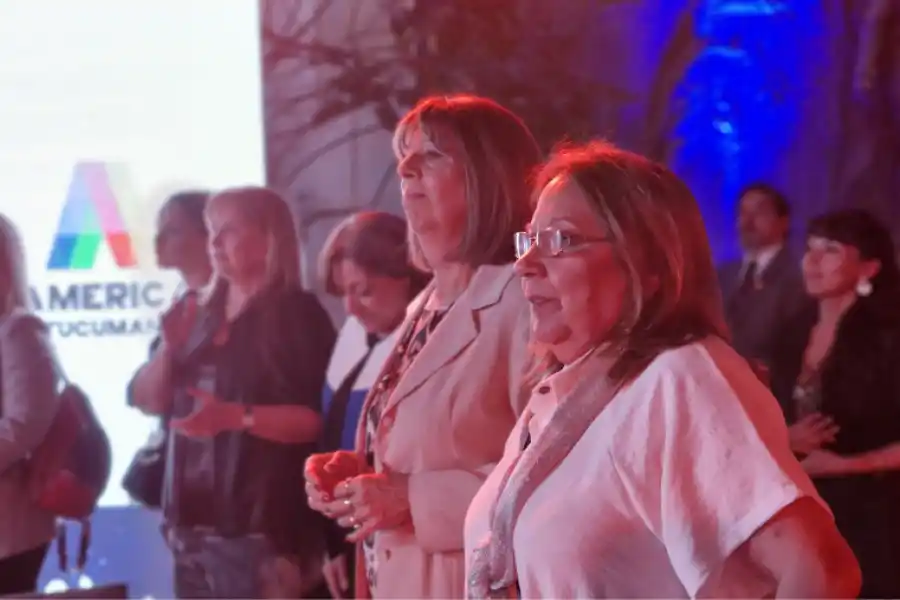 La ministra de Educación, Susana Montaldo, concurrió en representación del Gobierno provincial