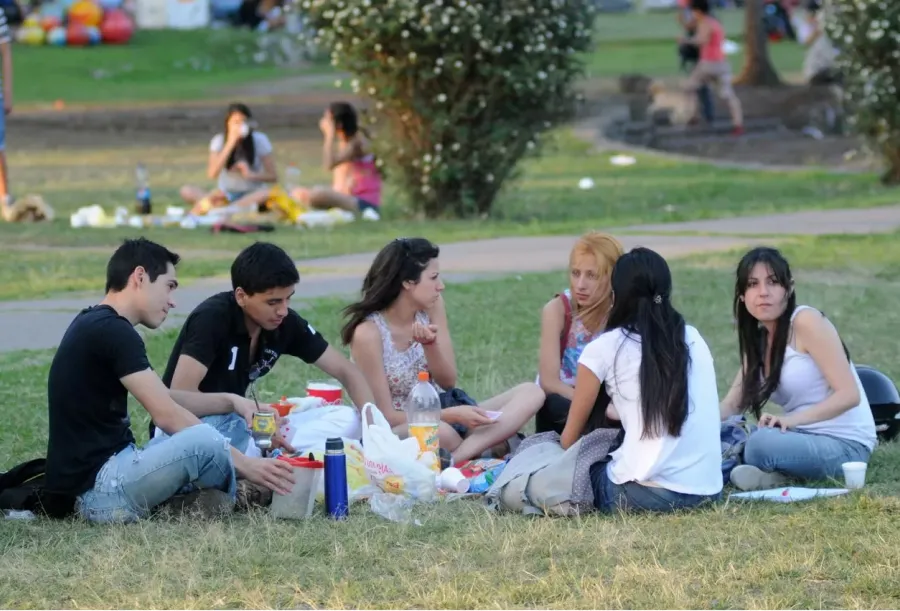 DIA DE LA PRIMAVERA. La Municipalidad de San Miguel de Tucumán lo celebrará en el Parque Guillermina. / ARCHIVO, LA GACETA.