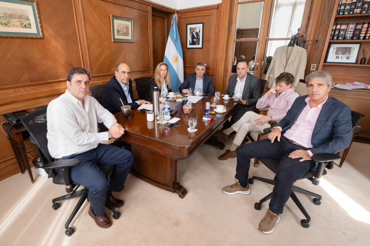 Reunión del gobierno nacional. Foto X