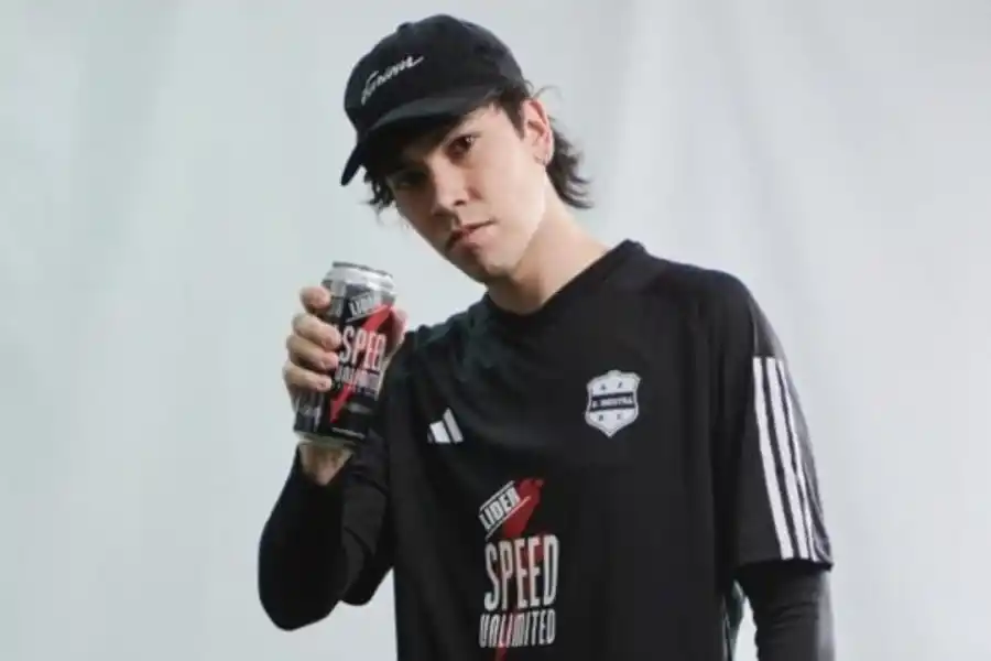 Insólito: Riestra inscribió a un streamer a su plantel y podría jugar oficialmente contra Atlético Tucumán