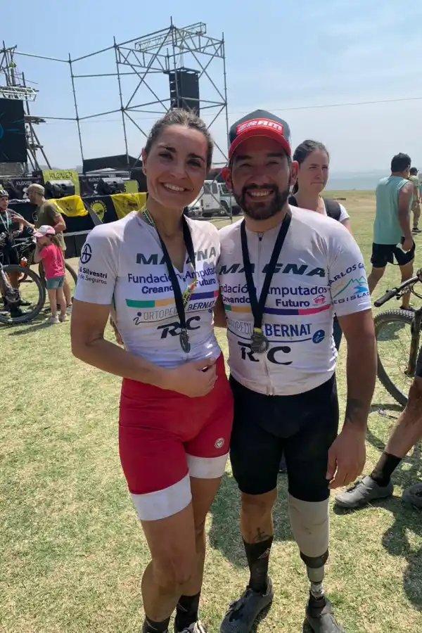 Con la pierna izquierda amputada completó los 45 kilómetros en la carrera de mountain bike “La Batalla de Tucumán”