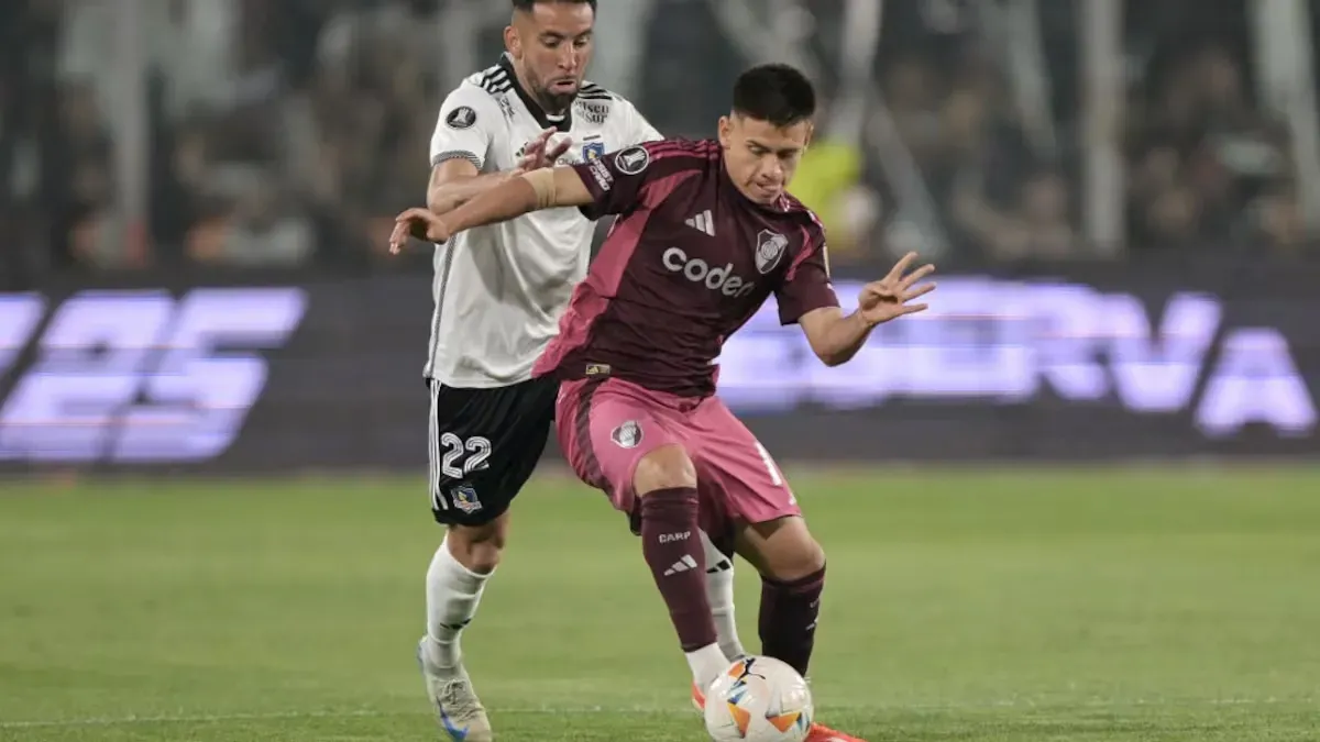 TITULAR. Echeverri estaría dentro del 11 de River para enfrentar a Colo-Colo en el estadio Monumental.