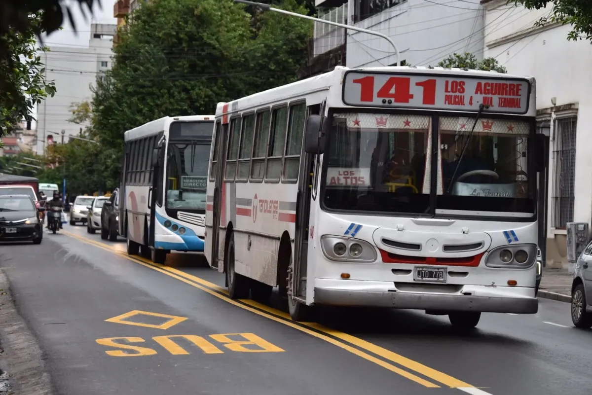 Crisis del transporte: los usuarios del interior también afrontan una suba del boleto