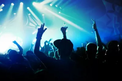 Prohibición de fiestas electrónicas en Tucumán: avales y críticas a la medida de Jaldo