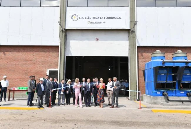 INAUGURACIÓN. Autoridades provinciales participaron del acto en la Compañía Azucarera Los Balcanes.