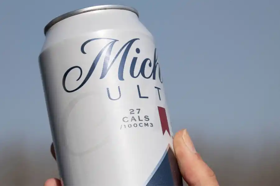SIN CAMBIOS. Michelob Ultra sin gluten mantiene los mismos ingredientes y el mismo sabor.