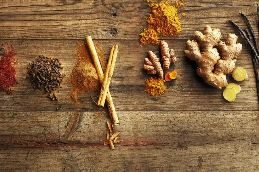 Las especias pueden agregar sabor así como aportar beneficios para nuestra salud.