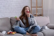 Cuáles son los alimentos que ayudan a bajar la ansiedad y la tristeza, según Harvard