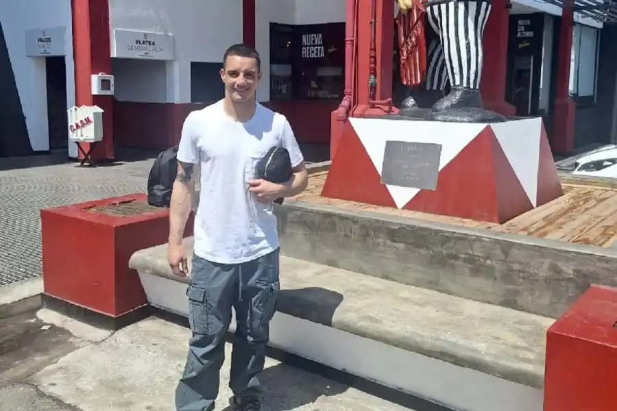 FELIZ. Sand no oculta su sonrisa en cada práctica con San Martín de Tucumán.