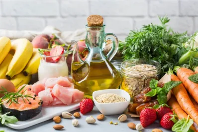 Qué alimentos incluye la dieta MIND: un régimen asociado a un menor deterioro cognitivo