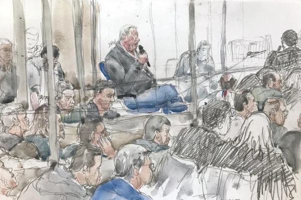 Violación marital en Francia: abogados defensores reciben abucheos en el juicio de Aviñón