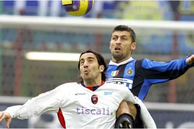 Conmoción en Europa: un exfutbolista italiano apareció muerto en un hotel