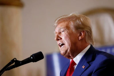 Trump llamó “deficiente mental” a Kamala Harris